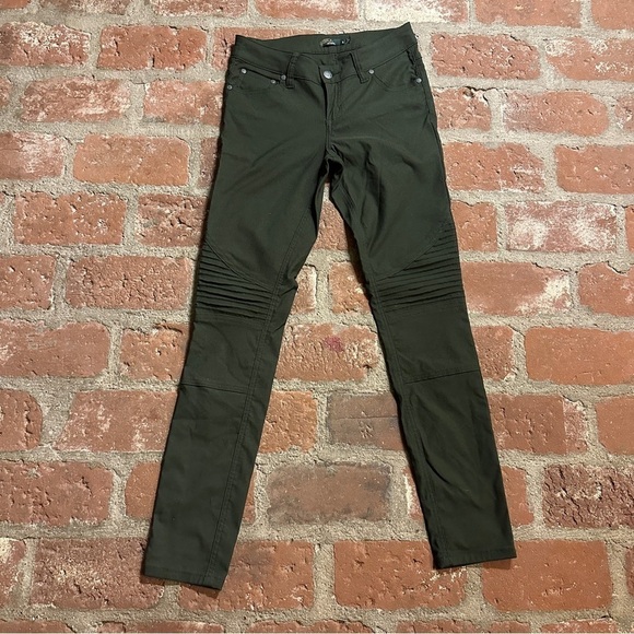 Prana Breanna Cargo Green stretchy moto style stiching multi functional pants 2 - Picture 1 of 16